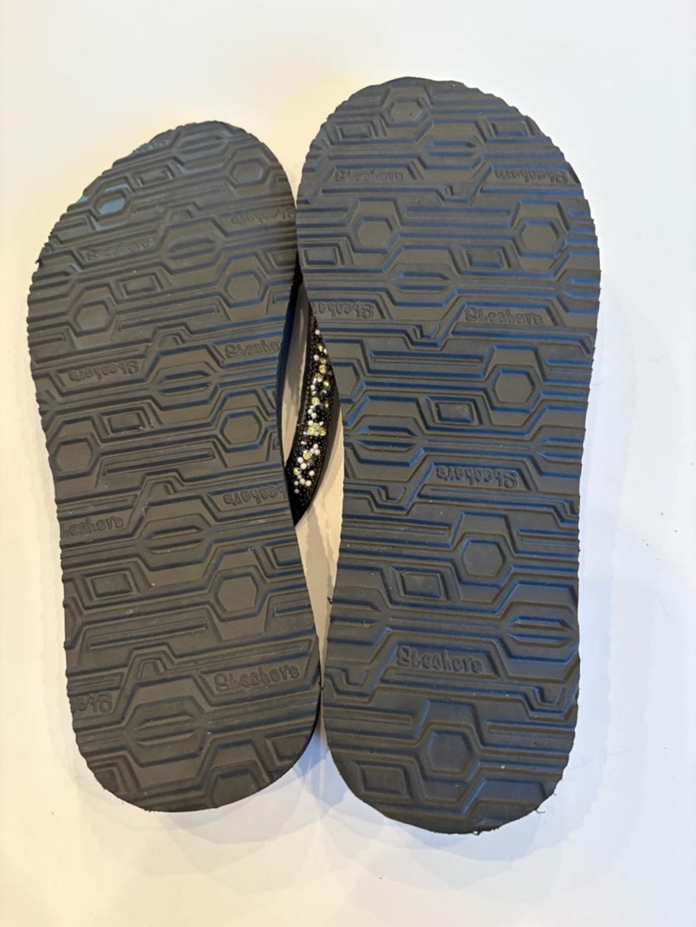 Skechers Black Flip Flop Sandals with Sparkle Straps - Picture 4 of 6